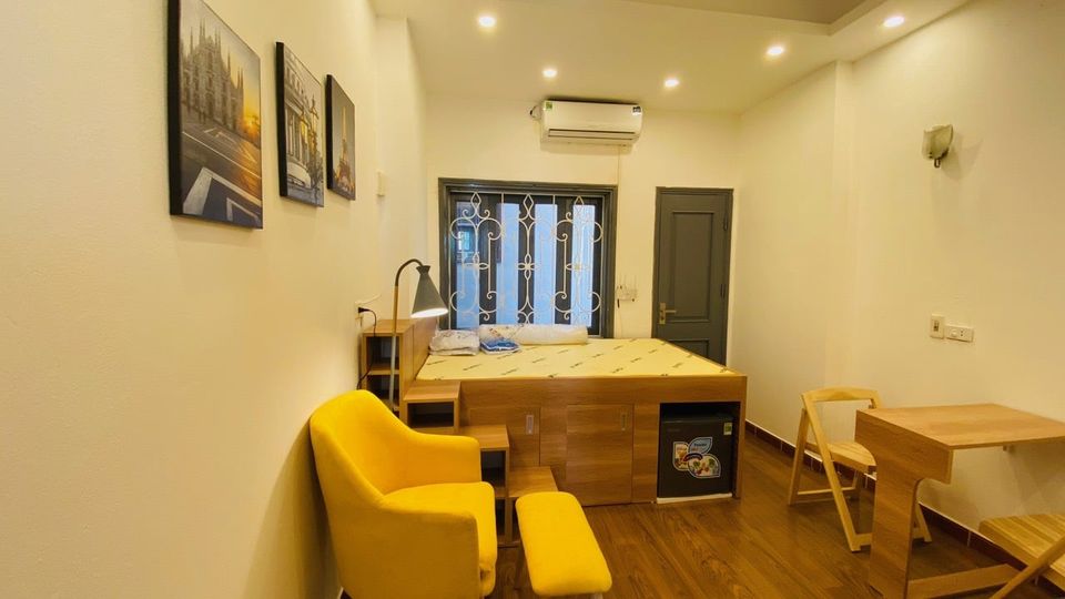 Studio for rent on Tran Duy Hung Hot Str